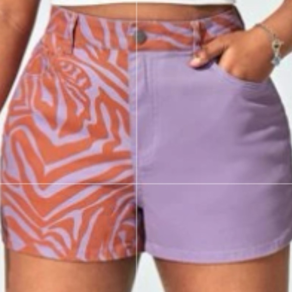 Plus High Waist Zebra Striped Denim Shorts